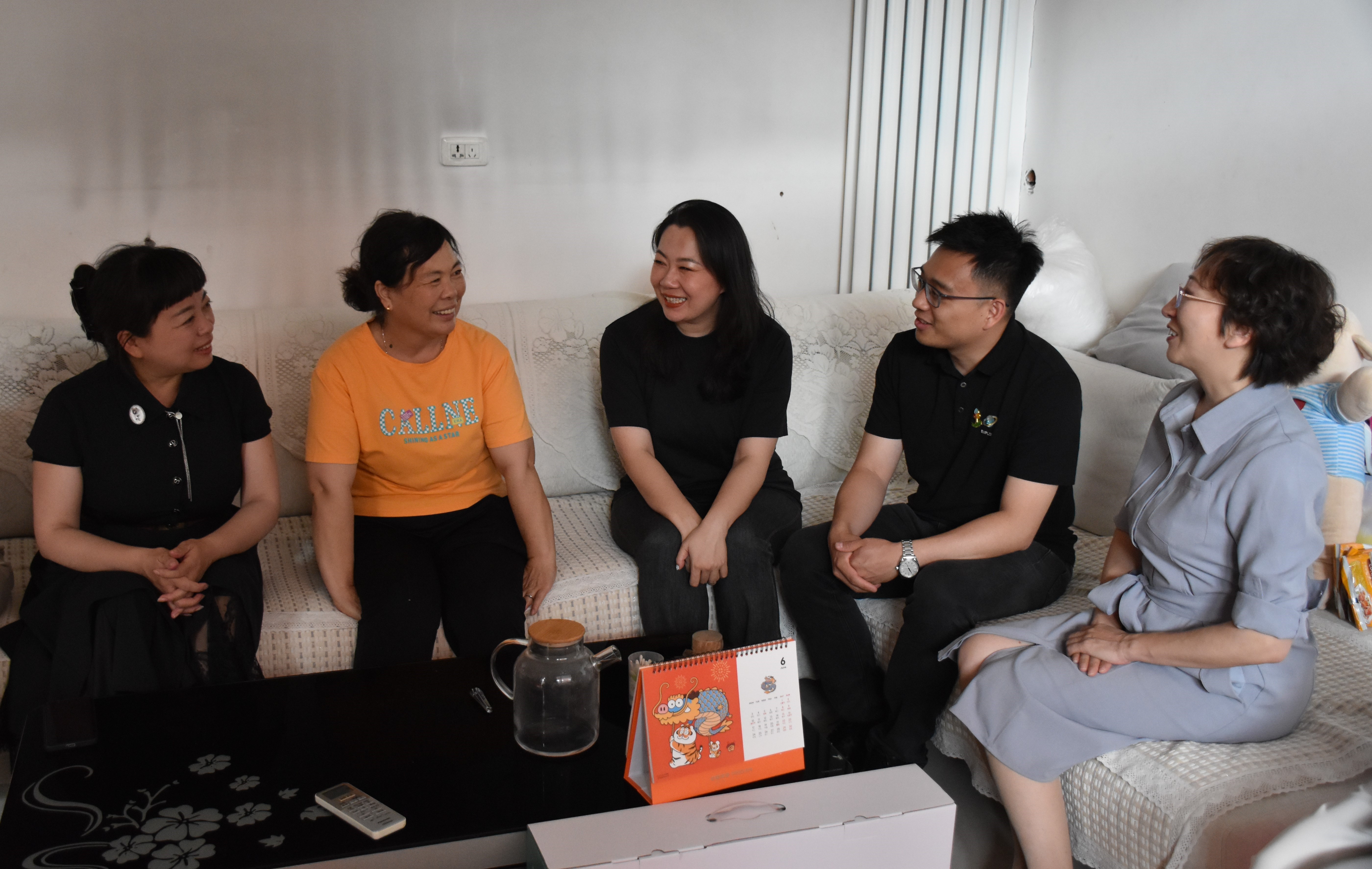 乐鱼网页版登录入口公益送温暖：6载慈善 660名单亲母亲受益