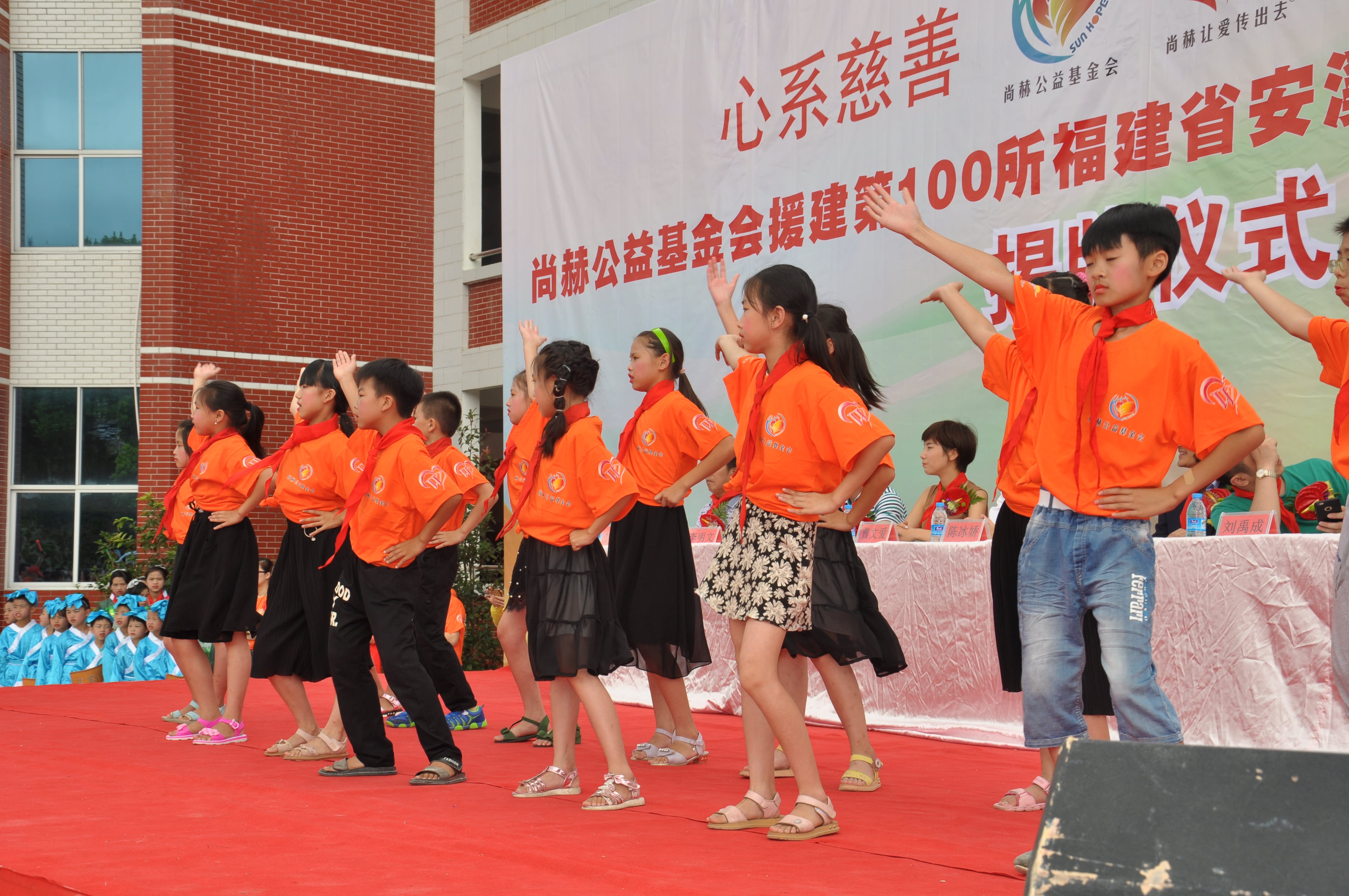 第100所 安溪县龙涓乡乐鱼网页版登录入口陈冰娇小学